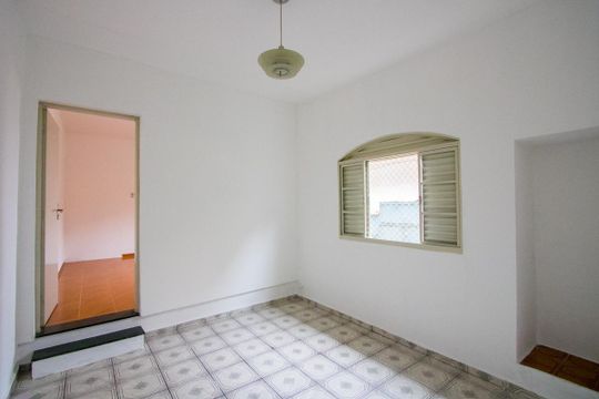 Edícula - Sala de casa para alugar com 2 quartos, 135m² em Vila Junqueira, Santo André