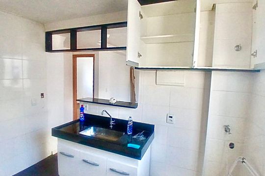 Cozinha de apartamento para alugar com 2 quartos, 45m² em Água Chata, Guarulhos
