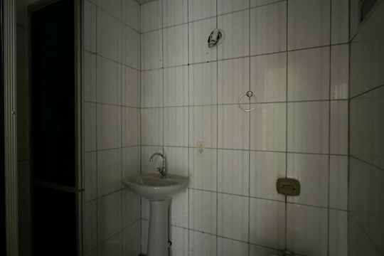 Banheiro da Suíte 1 de casa para alugar com 3 quartos, 200m² em Barreiros, São José
