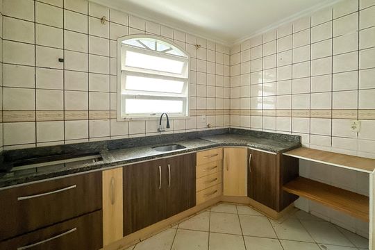 Cozinha de casa para alugar com 3 quartos, 200m² em Barreiros, São José