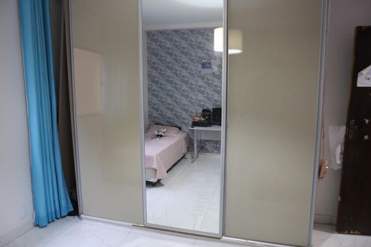 Quarto 2 de casa para alugar com 3 quartos, 320m² em Bonsucesso, Contagem