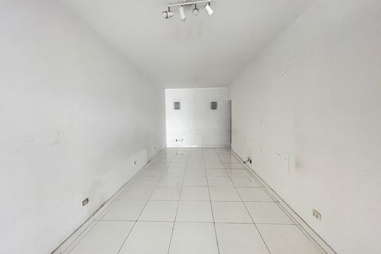 Sala de casa à venda com 4 quartos, 85m² em Conjunto Residencial Butanta, São Paulo