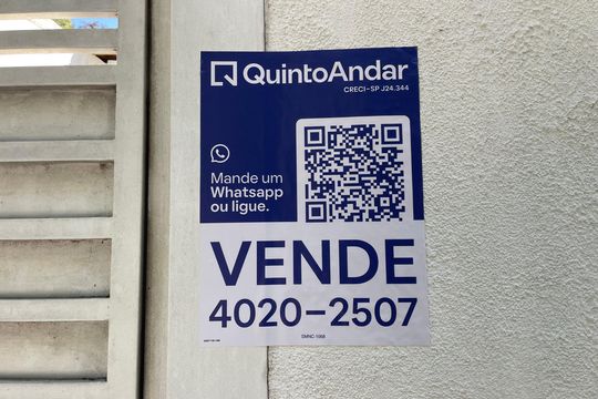 Plaquinha SMNC-1068 de casa à venda com 4 quartos, 85m² em Conjunto Residencial Butanta, São Paulo