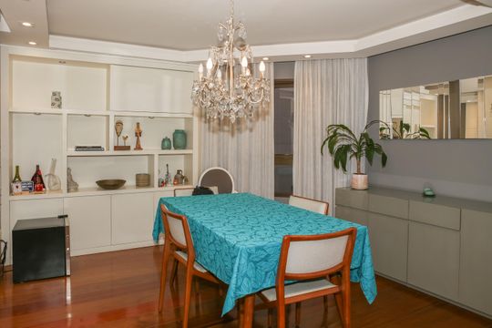 Apartamento para alugar com 3 quartos, 193m² em Pompeia, São Paulo