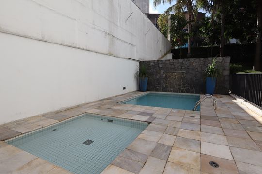 Área comum - Piscina de apartamento para alugar com 2 quartos, 64m² em Vila Andrade, São Paulo