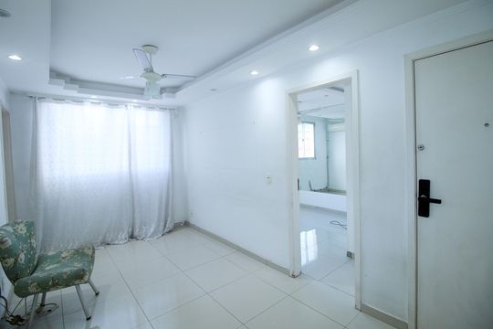 Sala de apartamento para alugar com 3 quartos, 41m² em Jardim América, Rio de Janeiro