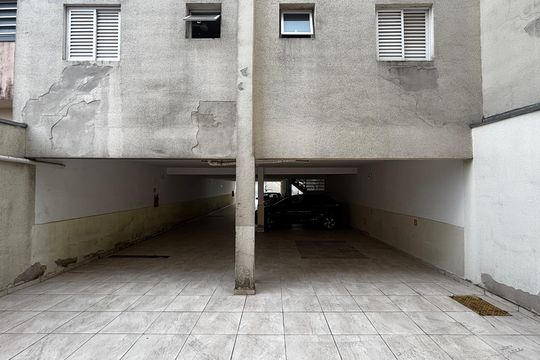 Garagem de apartamento para alugar com 2 quartos, 47m² em Vila Guaraciaba, Santo André