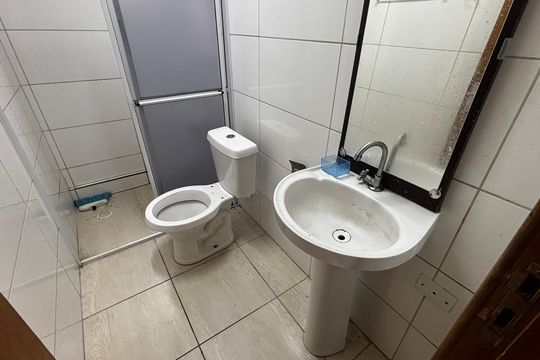 Banheiro de apartamento para alugar com 2 quartos, 47m² em Vila Guaraciaba, Santo André