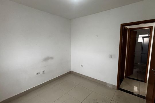 Quarto 1 de apartamento para alugar com 2 quartos, 47m² em Vila Guaraciaba, Santo André