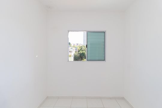 Quarto 1 de apartamento à venda com 2 quartos, 45m² em Cidade Líder, São Paulo