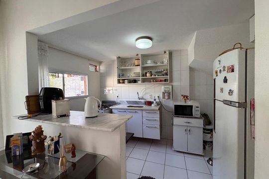 Cozinha de casa de condomínio para alugar com 3 quartos, 84m² em Vargem Grande, Rio de Janeiro