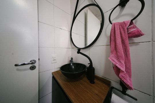 Banheiro de apartamento para alugar com 2 quartos, 44m² em Vila Penteado, São Paulo