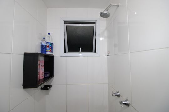 Banheiro de apartamento à venda com 2 quartos, 41m² em Artur Alvim, São Paulo