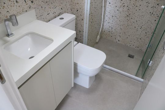 Banheiro de apartamento para alugar com 2 quartos, 40m² em Perdizes, São Paulo