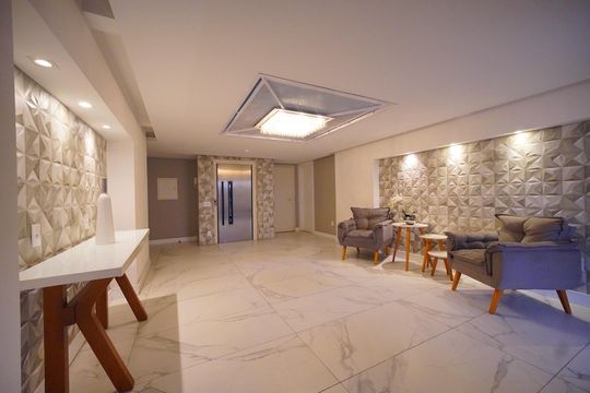 Hall de entrada de apartamento para alugar com 3 quartos, 99m² em Capoeiras, Florianópolis