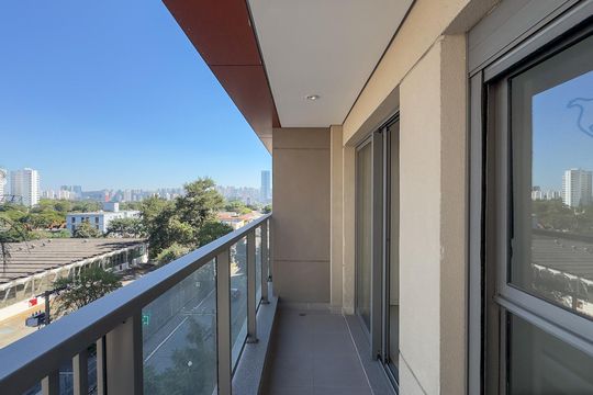 Sacada de apartamento para alugar com 2 quartos, 45m² em Santo Amaro, São Paulo