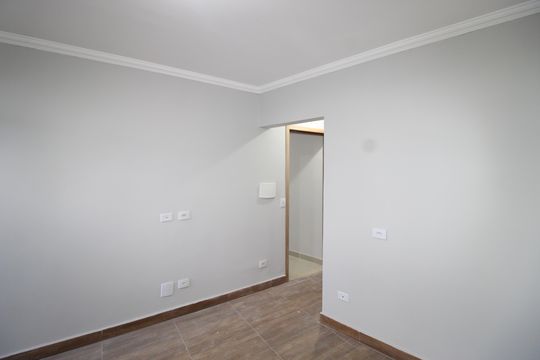 Sala de casa para alugar com 2 quartos, 840m² em Jardim Helena, São Paulo