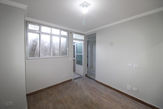Casa para alugar com 2 quartos, 840m² em Jardim Helena, São Paulo