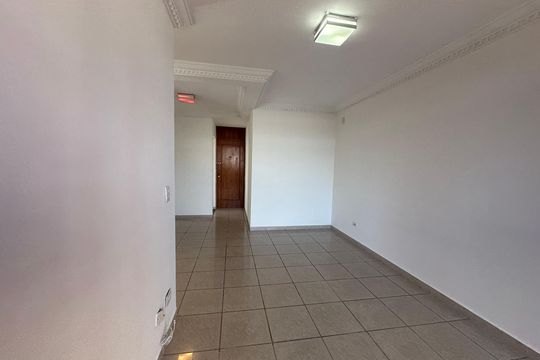 Sala de apartamento para alugar com 2 quartos, 80m² em Tamboré, Barueri