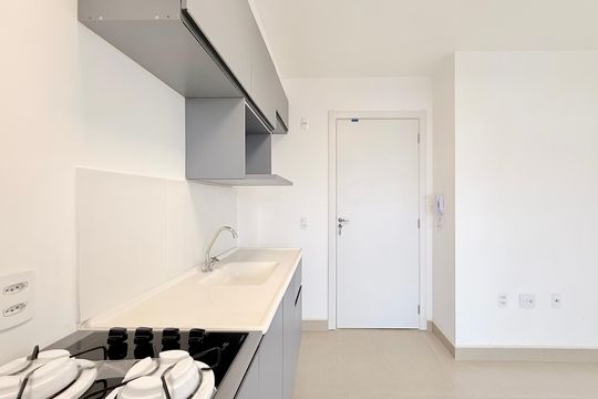 Cozinha  de apartamento para alugar com 2 quartos, 35m² em Santo Amaro, São Paulo