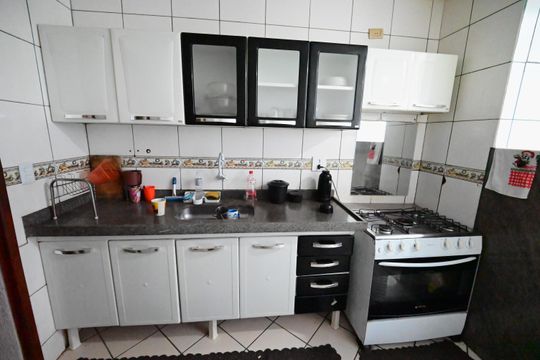 Apartamento à venda com 2 quartos, 58m² em Jardim Nova Era, Goiânia