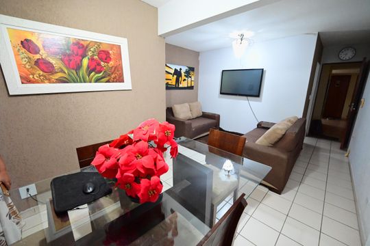 Apartamento à venda com 2 quartos, 58m² em Jardim Nova Era, Goiânia