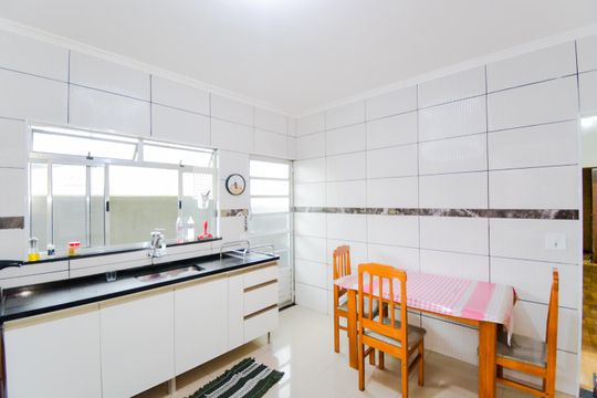 Cozinha de casa à venda com 2 quartos, 150m² em Jardim Castanha, Guarulhos