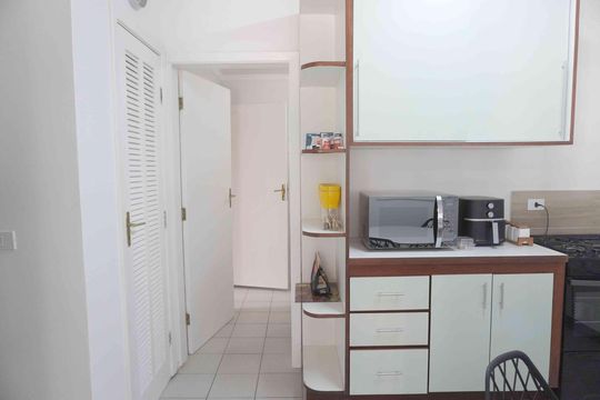 Cozinha de casa de condomínio à venda com 4 quartos, 313m² em Morada das Flores (aldeia da Serra), Barueri