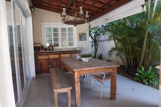 Área Gourmet de casa de condomínio à venda com 4 quartos, 313m² em Morada das Flores (aldeia da Serra), Barueri