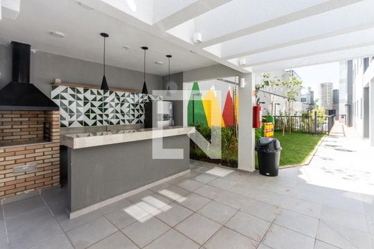 Área comum - Churrasqueira de apartamento para alugar com 2 quartos, 42m² em Lapa de Baixo, São Paulo
