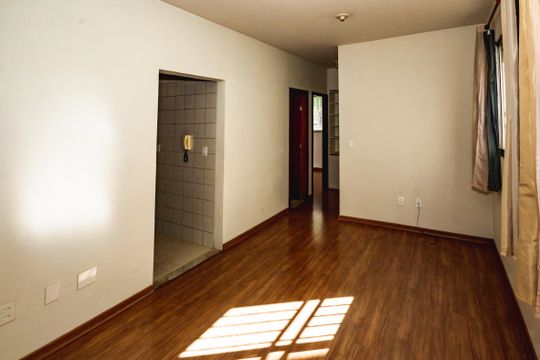 Sala de apartamento para alugar com 2 quartos, 55m² em Liberdade, Belo Horizonte