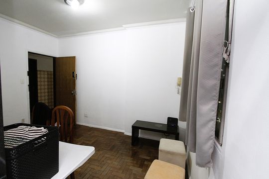 Sala de kitnet/studio à venda com 1 quarto, 47m² em Barro Preto, Belo Horizonte