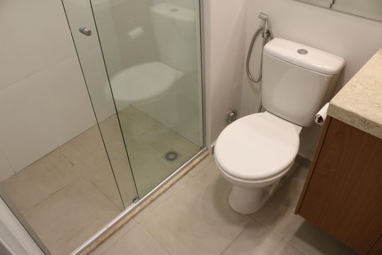 Banheiro de apartamento à venda com 1 quarto, 24m² em Vila Leopoldina, São Paulo
