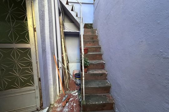 Escada de casa à venda com 2 quartos, 80m² em Quintino Bocaiúva, Rio de Janeiro