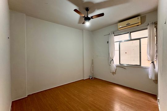 Apartamento para alugar com 2 quartos, 78m² em Catete, Rio de Janeiro