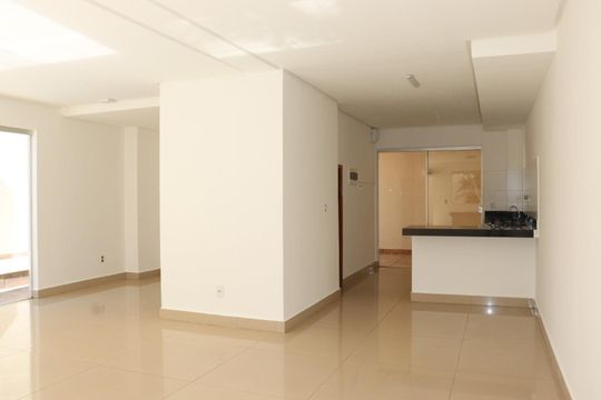 Casa à venda com 3 quartos, 105m² em Parque Amazonia, Goiânia