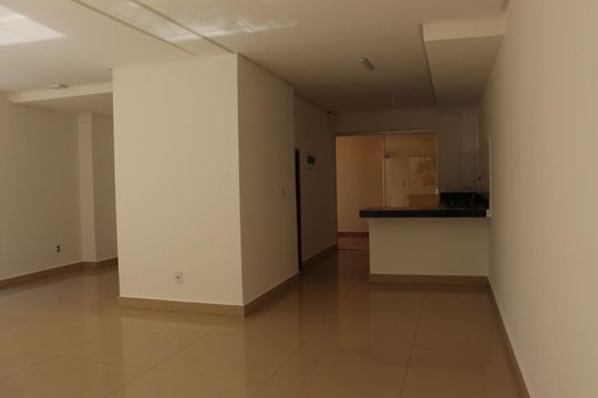 Casa à venda com 3 quartos, 105m² em Parque Amazonia, Goiânia