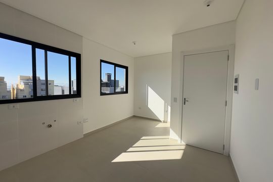 Apartamento para alugar com 1 quarto, 29m² em Cajuru, Curitiba