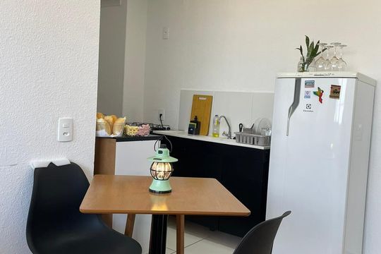 Cozinha de apartamento à venda com 2 quartos, 34m² em Veleiros, São Paulo