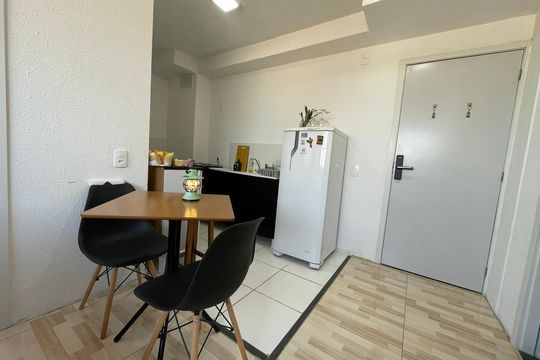 Cozinha de apartamento à venda com 2 quartos, 34m² em Veleiros, São Paulo