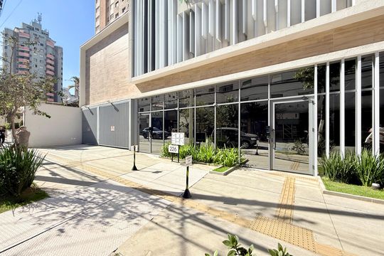 Fachada  de apartamento à venda com 2 quartos, 78m² em Brooklin, São Paulo