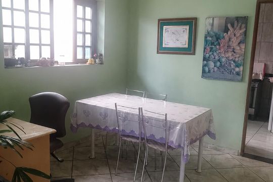 Sala de casa para alugar com 3 quartos, 150m² em Jardim Yeda, Campinas