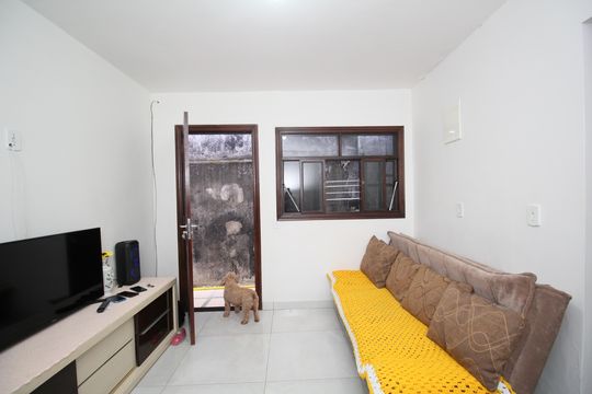 Sala de casa para alugar com 1 quarto, 70m² em Jardim Vale das Virtudes, São Paulo