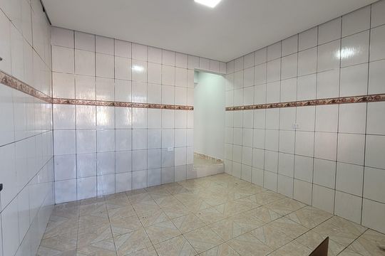 Cozinha de casa para alugar com 2 quartos, 180m² em Vila Miranda, Itaquaquecetuba