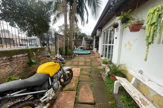 Casa à venda com 2 quartos, 100m² em Santo Afonso, Novo Hamburgo
