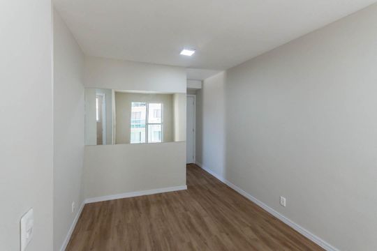 Sala de apartamento à venda com 2 quartos, 73m² em Imperial de São Cristóvão, Rio de Janeiro
