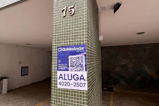 Placa  de apartamento para alugar com 3 quartos, 90m² em Lagoa, Rio de Janeiro