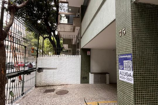 Placa  de apartamento para alugar com 3 quartos, 90m² em Lagoa, Rio de Janeiro