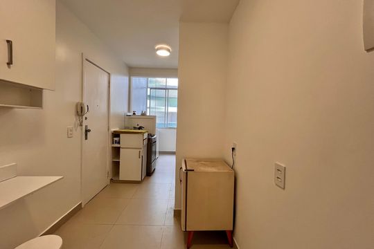 Cozinha de apartamento para alugar com 3 quartos, 90m² em Lagoa, Rio de Janeiro