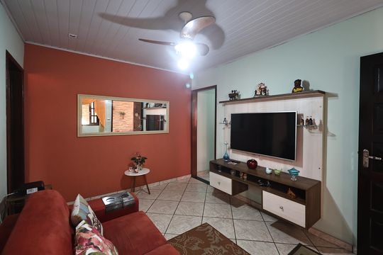 Sala de casa à venda com 2 quartos, 138m² em Vila Lucinda, Santo André
